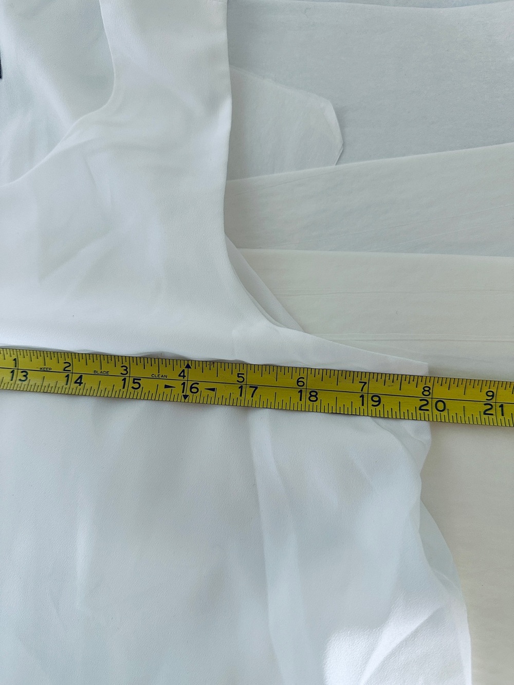 CAbi White Sleeveless Blouse- size Medium- Draped Bellowed Hem NWOT - Picture 10 of 10